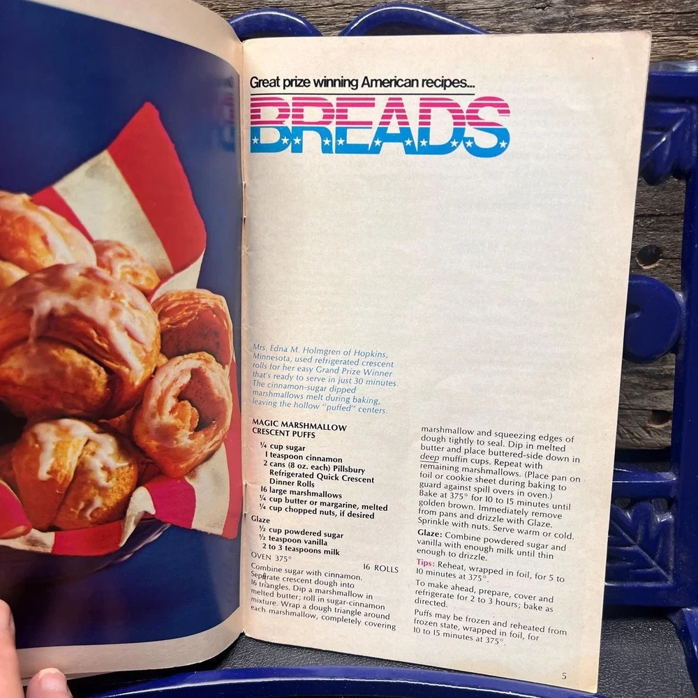 Vintage Pillsbury 20th Annual‎ Bake Off Cookbook 1969